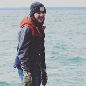 Meet your Posher, Abigail